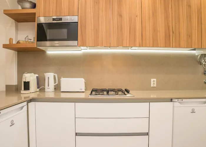 Akivillas Vale * 阿尔布费拉