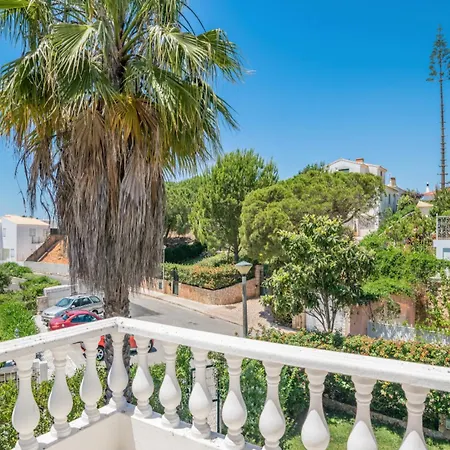 Villa Akivillas Vale